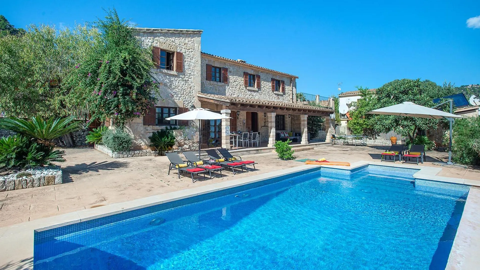 Owl Booking Villa Can Morro - Magnificent Views location